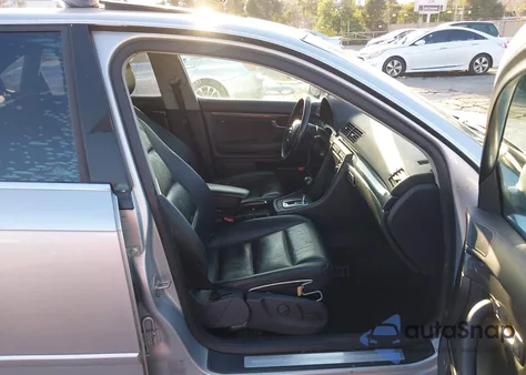 2005 Audi A4 2.0T из США, поврежденный, VIN WAUDF68E75A431629